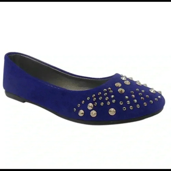 🆕Royal Blue Embellished Accent Flat 7🆕 - Picture 1 of 6